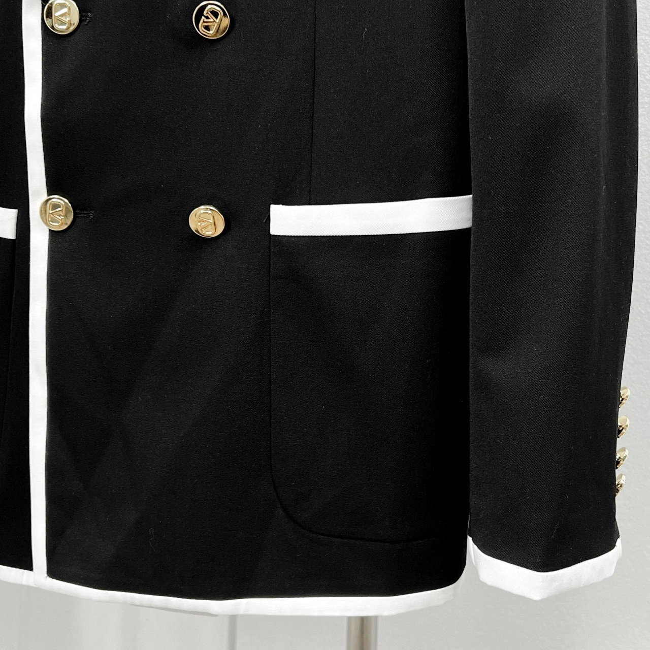 wg.luxury- V1859ti9o item:E-F000C1540